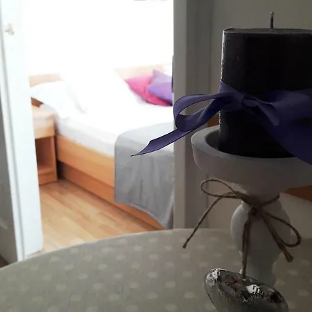 ミレーナ＆アンテ マカルスカ