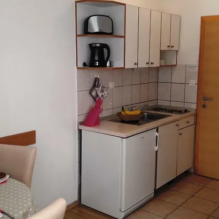 ミレーナ＆アンテ アパート