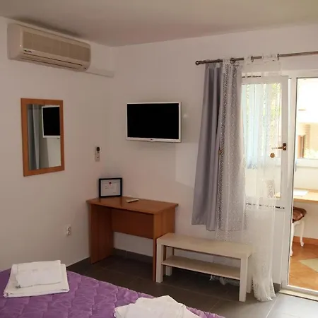 Apartment Milena *