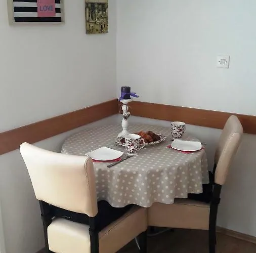 Milena & Ante Appartement Makarska